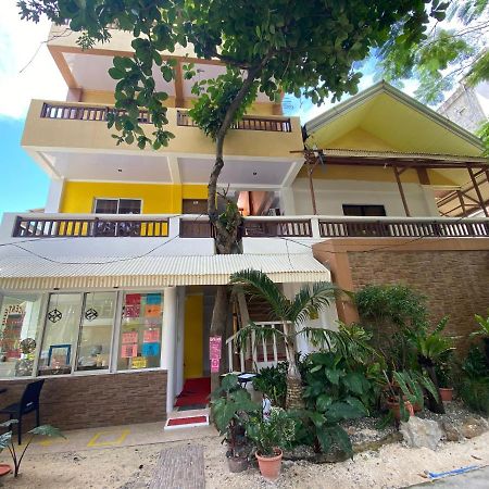 Vicente Aguirre Rooms Boracay Island Exteriör bild