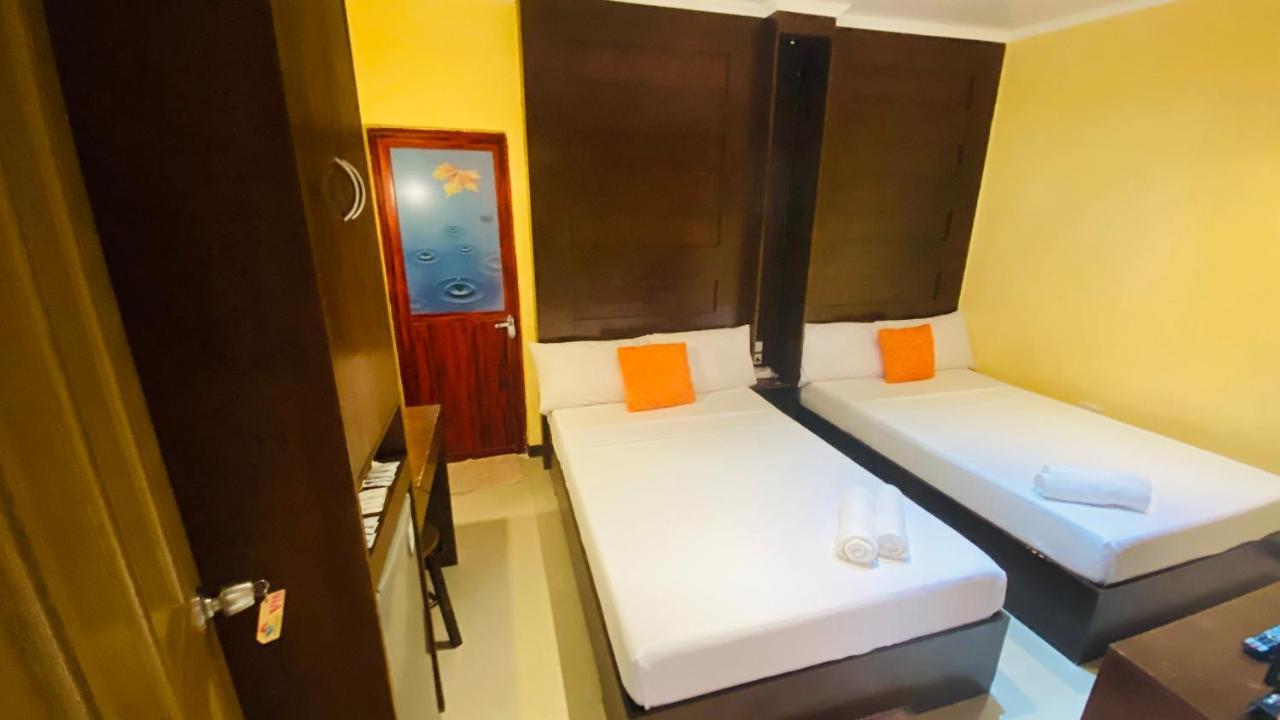 Vicente Aguirre Rooms Boracay Island Exteriör bild
